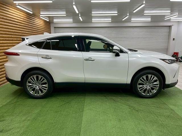 TOYOTA HARRIER HYBRID 2022 Image 31