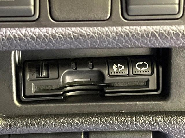 NISSAN X-TRAIL 2WD 2015 Image 31