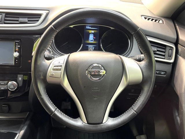NISSAN X-TRAIL 2WD 2015 Image 31