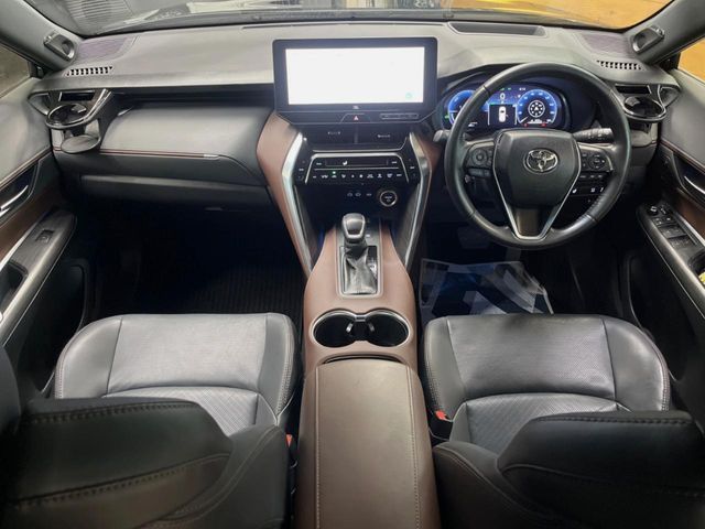 TOYOTA HARRIER HYBRID 2023 Image 31