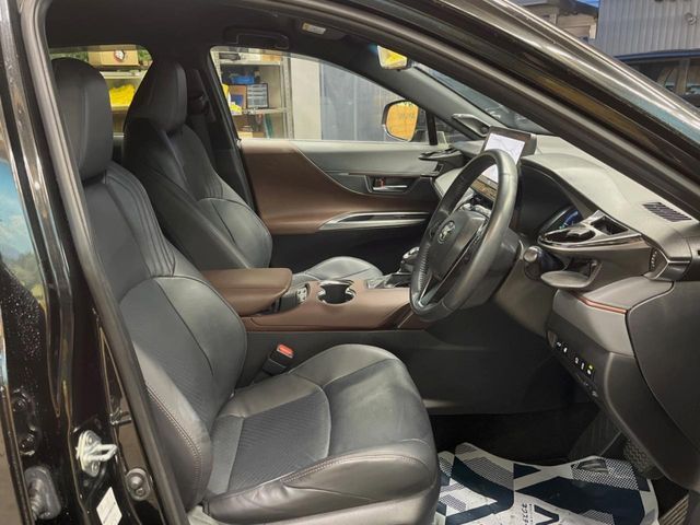 TOYOTA HARRIER HYBRID 2023 Image 31