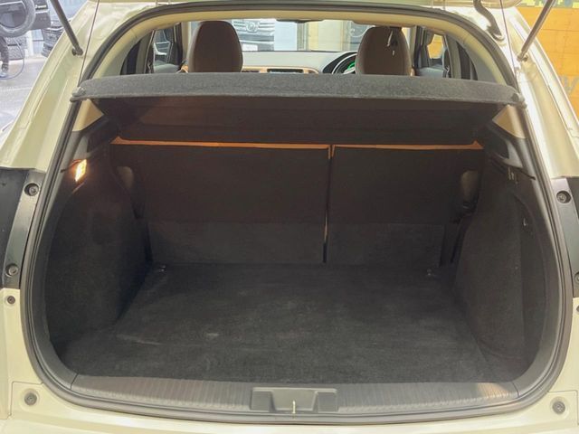 HONDA VEZEL HYBRID 2018 Image 31