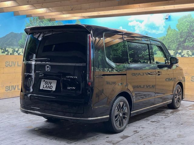 HONDA STEPWAGON E:HEV SPAD 2023 Image 31
