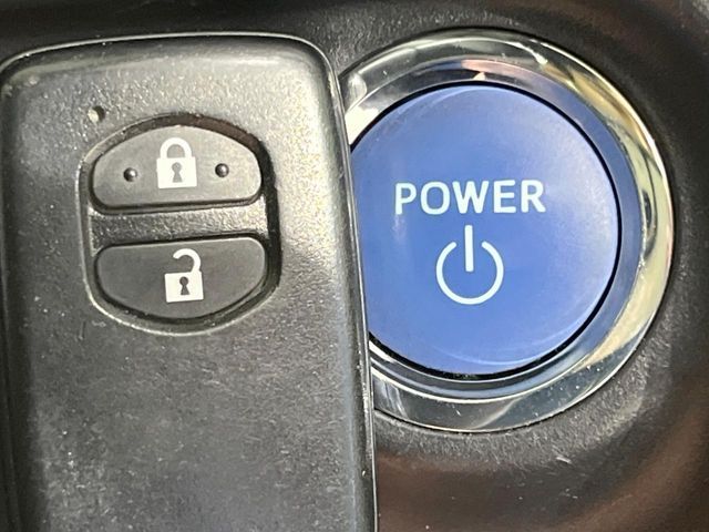 TOYOTA AQUA 2018 Image 31