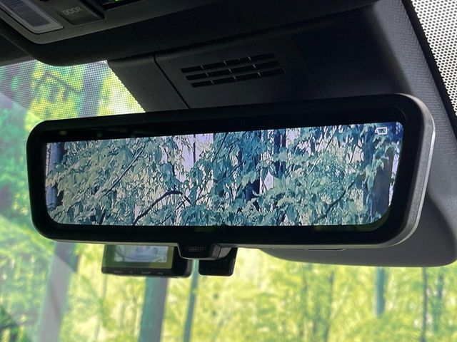 TOYOTA VOXY HYBRID 2022 Image 31