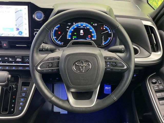 TOYOTA VOXY HYBRID 2022 Image 31