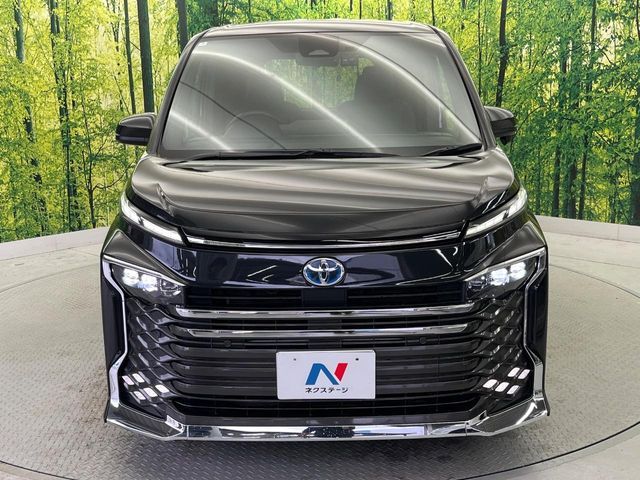TOYOTA VOXY HYBRID 2022 Image 31
