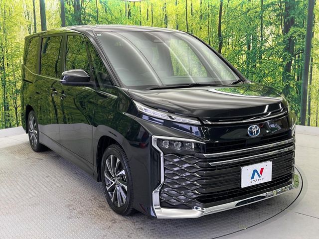 TOYOTA VOXY HYBRID 2022 Image 31