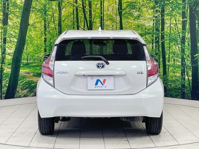 TOYOTA AQUA 2015 Image 31