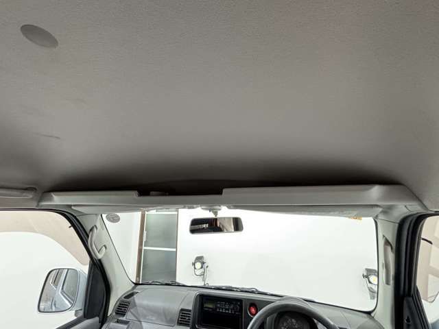 DAIHATSU HIJET CARGO 4WD 2009 Image 31