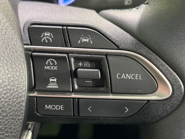 TOYOTA VOXY HYBRID 2023 Image 31