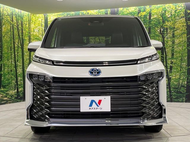 TOYOTA VOXY HYBRID 2023 Image 31