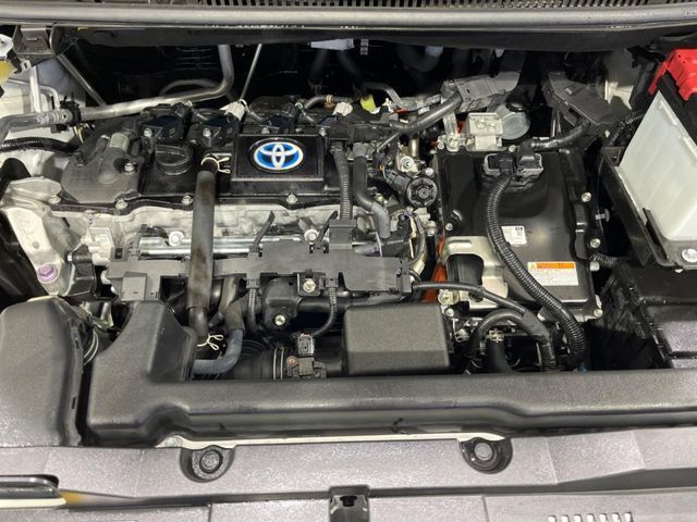 TOYOTA VOXY HYBRID 2023 Image 31