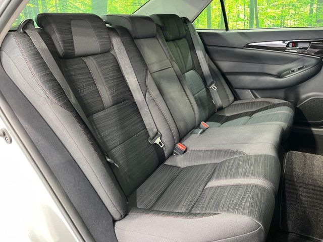 TOYOTA CROWN SEDAN 4WD 2017 Image 31