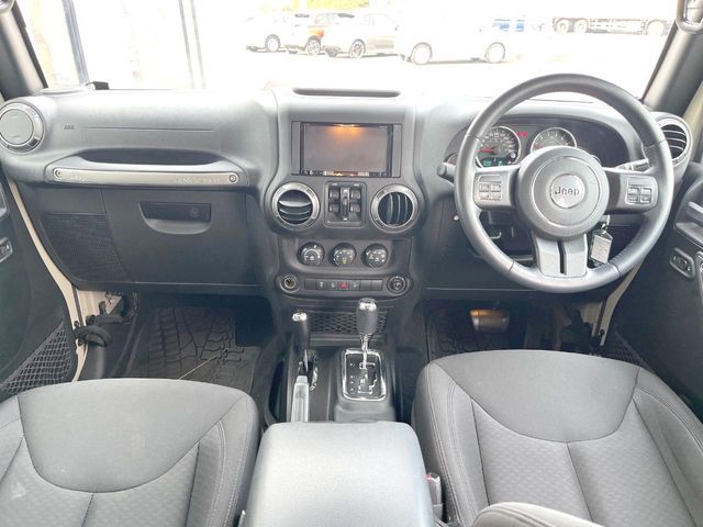 JEEP WRANGLER UNLIMI 2018 Image 31