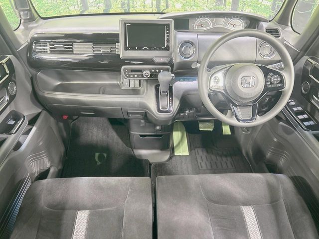 HONDA N BOX CUSTOM 2021 Image 31