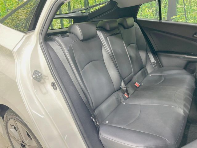 TOYOTA PRIUS 2016 Image 31