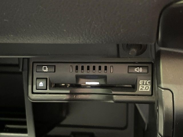 TOYOTA LEXUS UX200 2019 Image 31