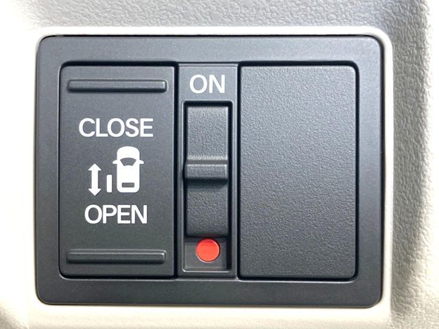 HONDA N BOX 2025 Image 31