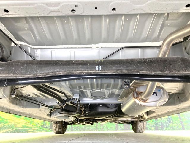 HONDA N BOX 2025 Image 31