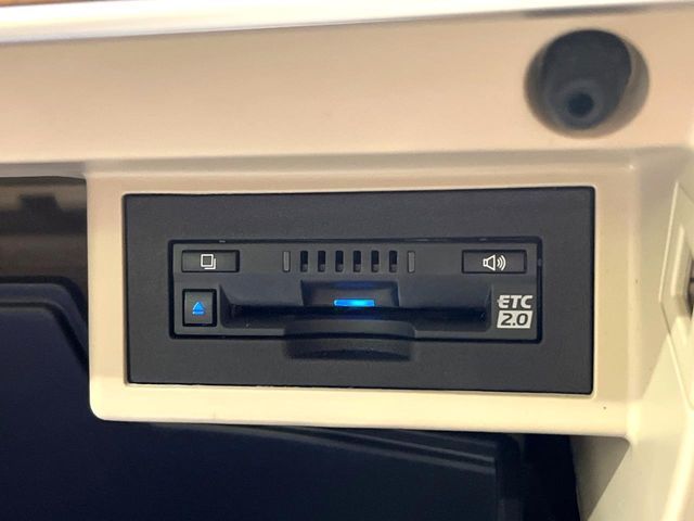 TOYOTA LANDCRUISER PRADO 2023 Image 31