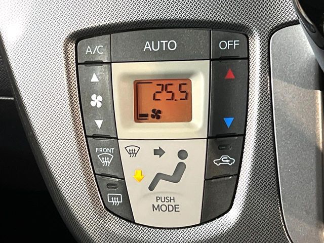 DAIHATSU MOVE CUSTOM 4WD 2014 Image 31