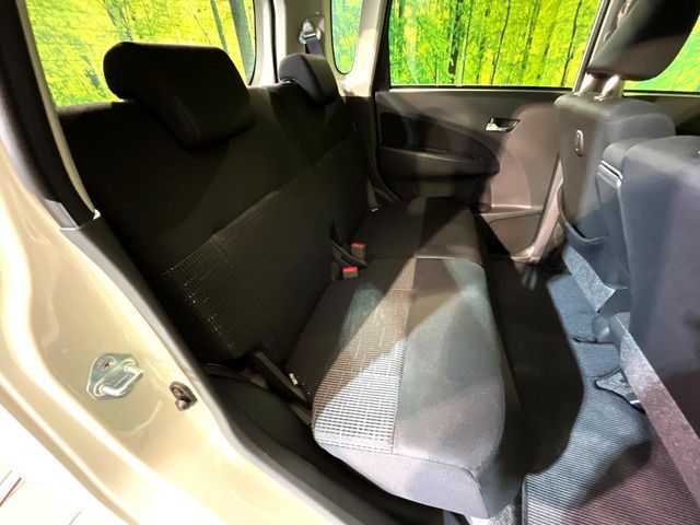 DAIHATSU MOVE CUSTOM 4WD 2014 Image 31