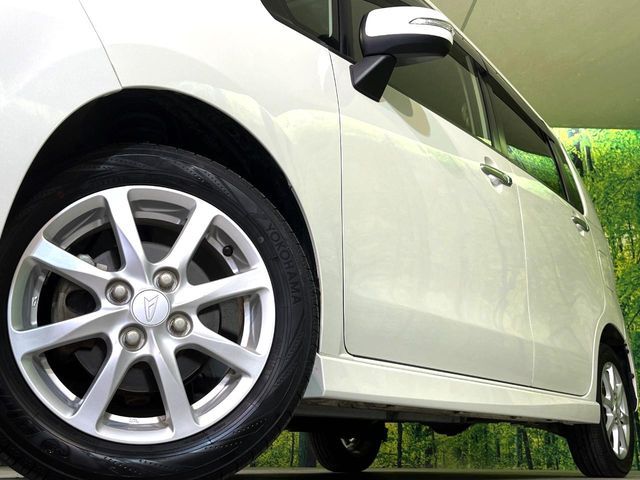 DAIHATSU MOVE CUSTOM 4WD 2014 Image 31