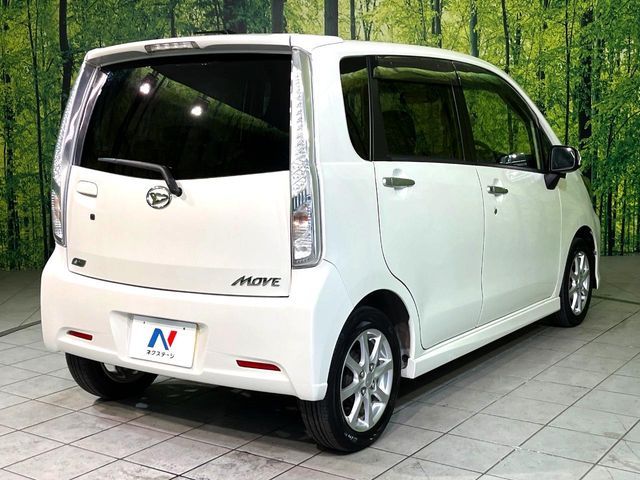 DAIHATSU MOVE CUSTOM 4WD 2014 Image 31