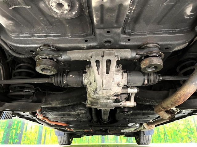 HONDA VEZEL HYBRID 4WD 2018 Image 31