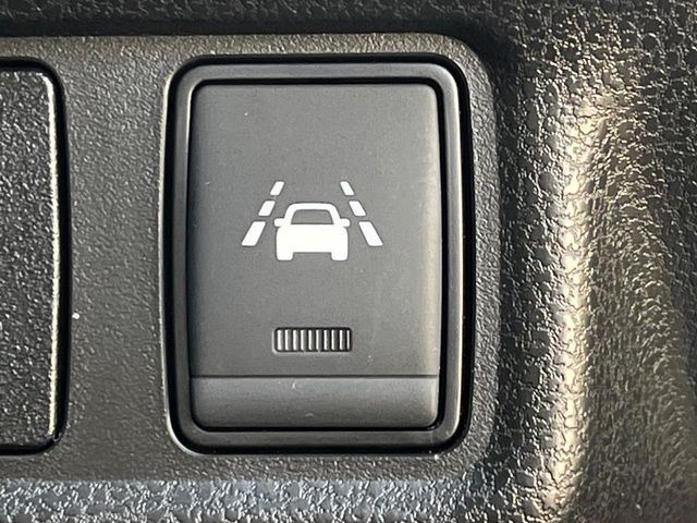 NISSAN NOTE 2017 Image 31