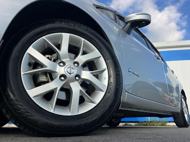 NISSAN NOTE 2017 Image 31