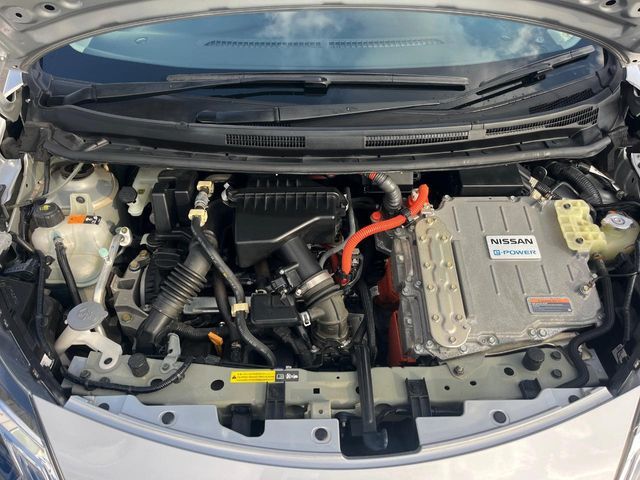 NISSAN NOTE 2017 Image 31