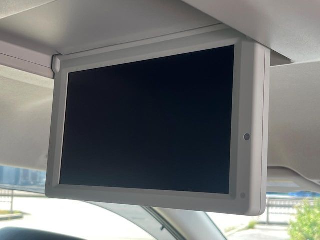 NISSAN ELGRAND 2014 Image 31