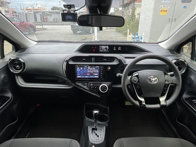 TOYOTA AQUA 2021 Image 31