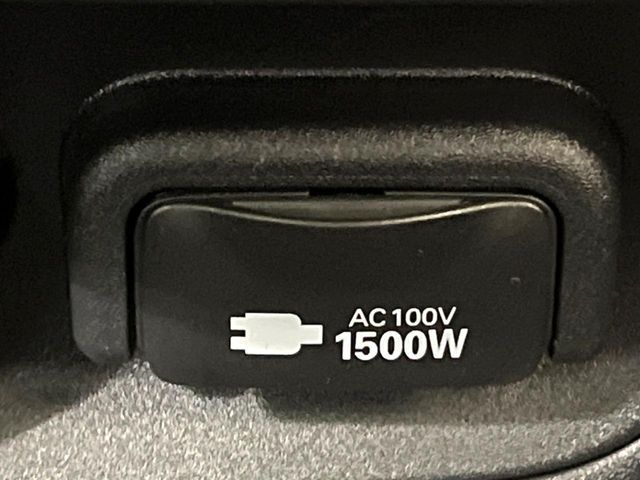 TOYOTA SIENTA HYBRID 2023 Image 31