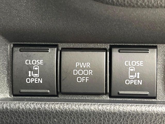 TOYOTA SIENTA HYBRID 2023 Image 31