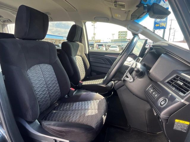 MITSUBISHI DELICA D:5 4WD 2024 Image 31