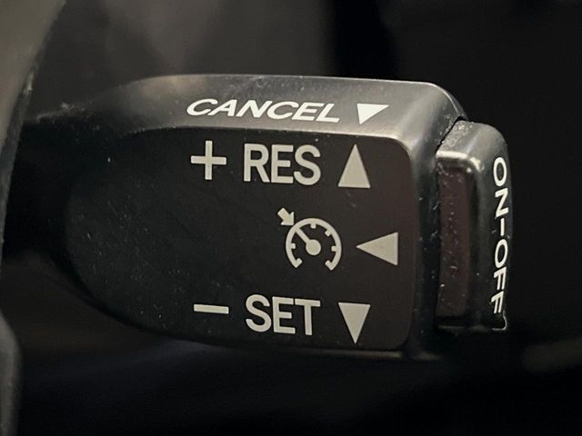 TOYOTA LANDCRUISER PRADO 2016 Image 31