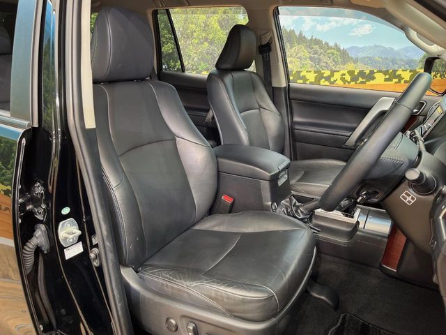 TOYOTA LANDCRUISER PRADO 2016 Image 31