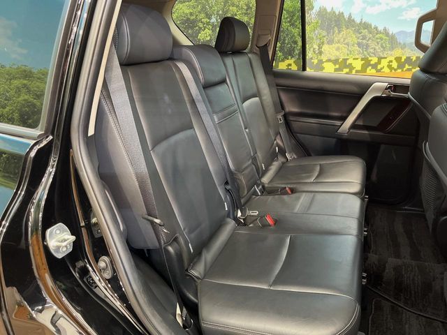 TOYOTA LANDCRUISER PRADO 2016 Image 31