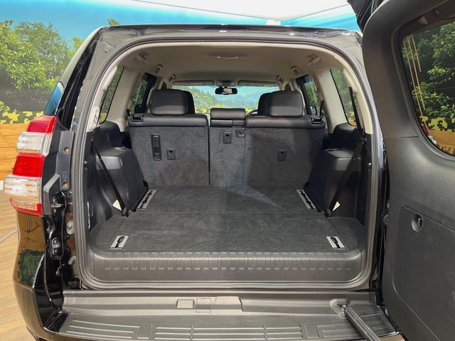 TOYOTA LANDCRUISER PRADO 2016 Image 31
