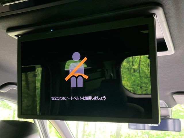 TOYOTA VOXY HYBRID 2022 Image 31