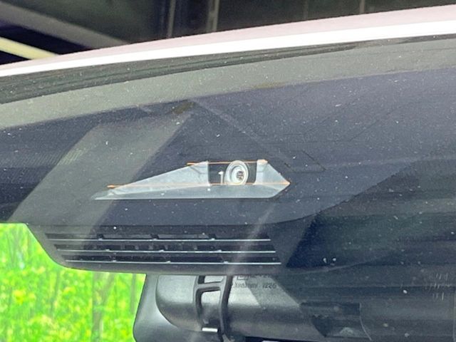 TOYOTA VOXY HYBRID 2022 Image 31