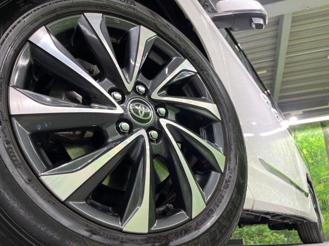 TOYOTA VOXY HYBRID 2022 Image 31