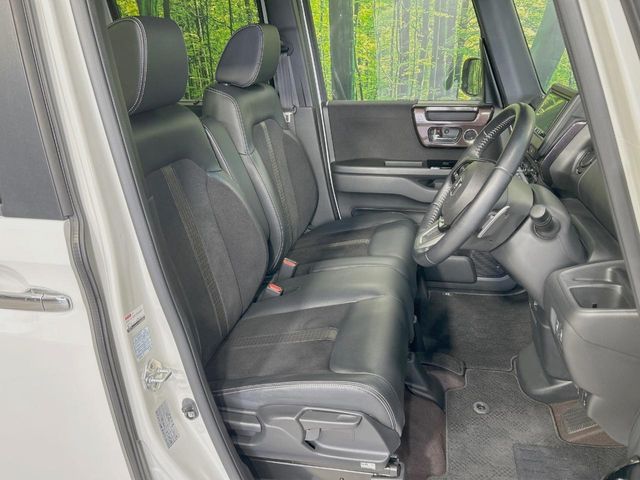 HONDA N BOX CUSTOM 2019 Image 31