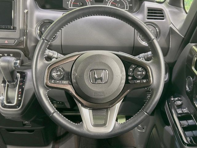 HONDA N BOX CUSTOM 2019 Image 31