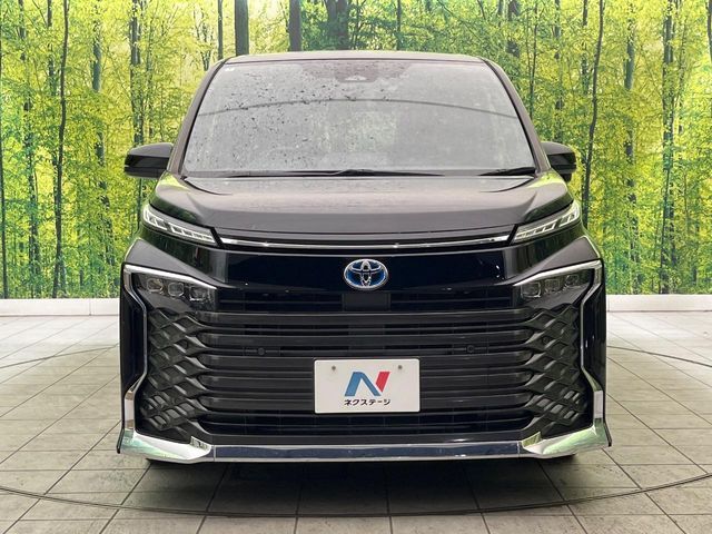 TOYOTA VOXY HYBRID 2022 Image 31