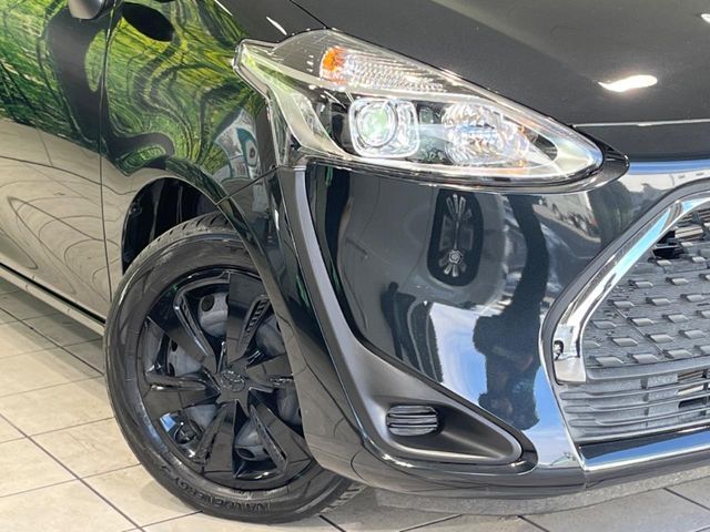 TOYOTA SIENTA HYBRID 2021 Image 31