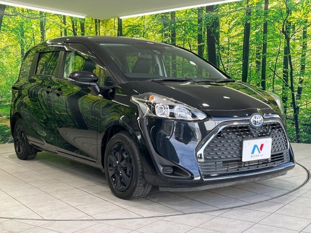 TOYOTA SIENTA HYBRID 2021 Image 31